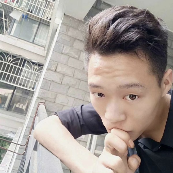 Nrahbsqt的照片
