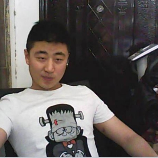 小钢笔的照片