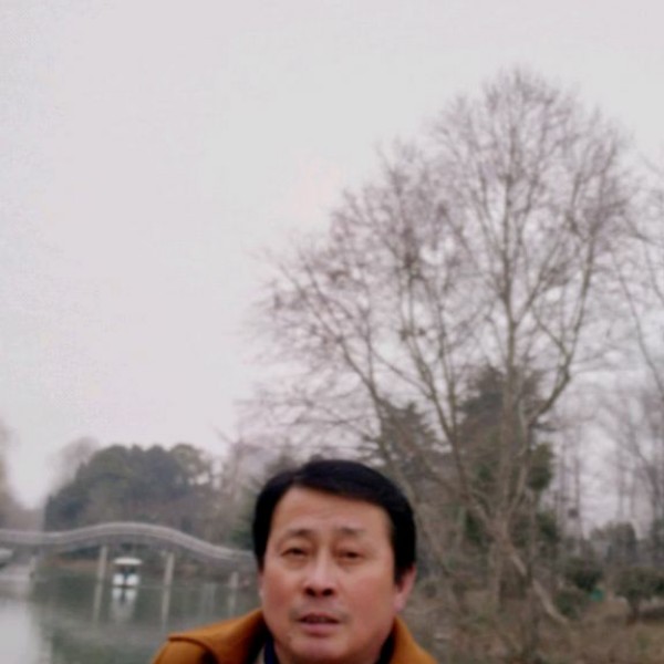 幽邃雨巷的照片