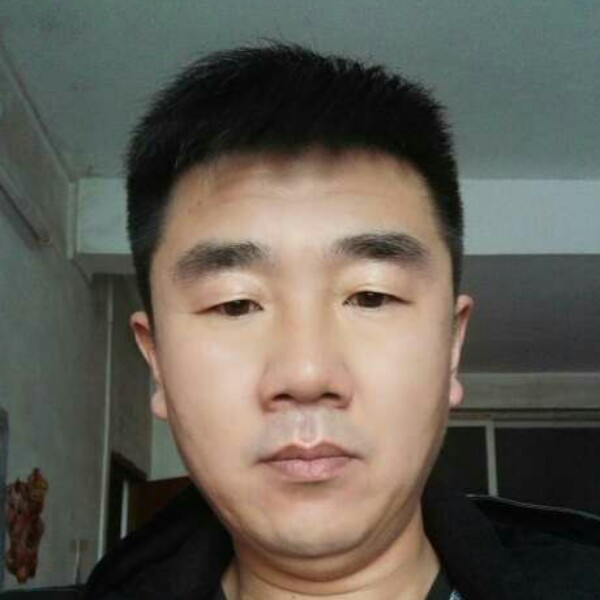 火星上倾心服饰的照片