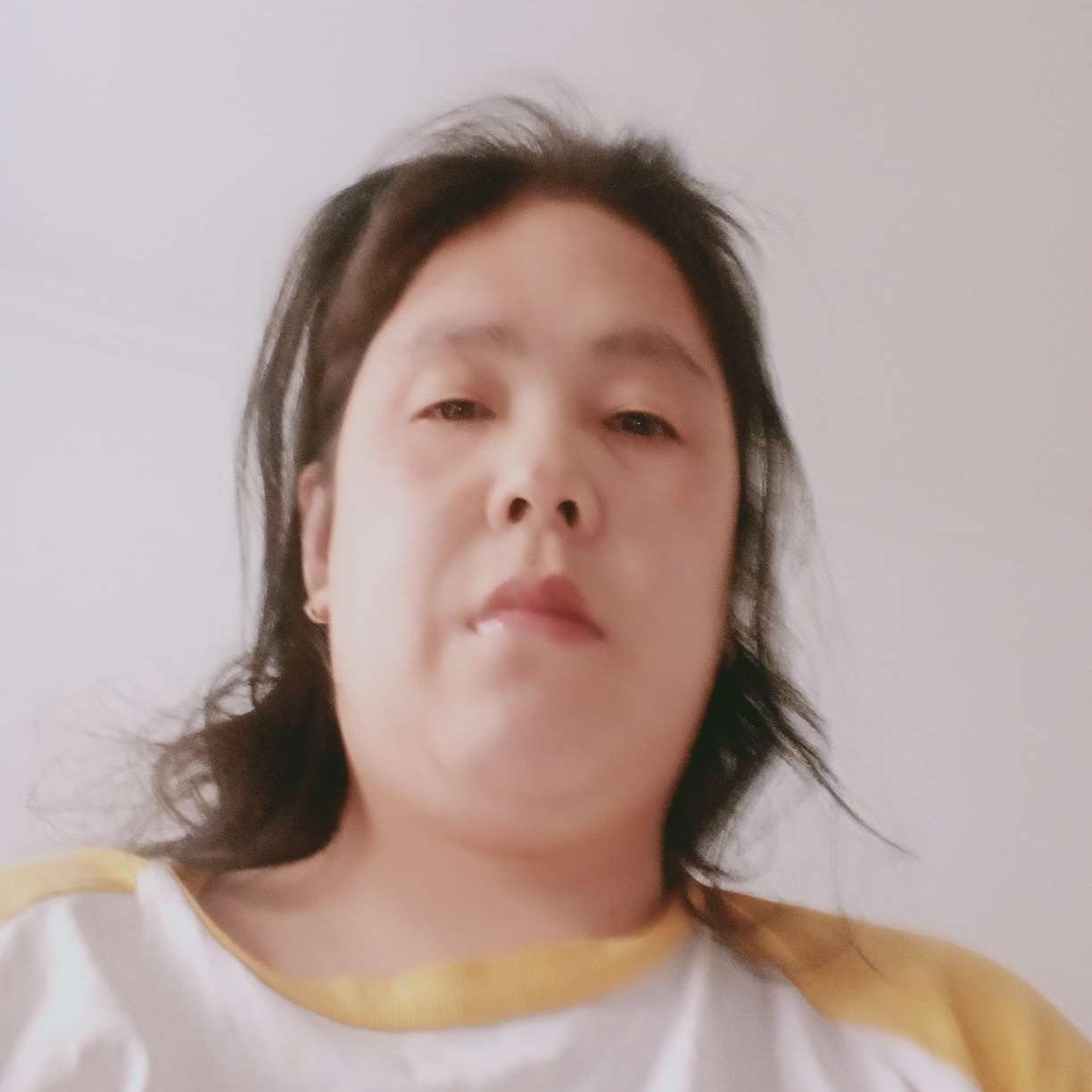 小燕的照片