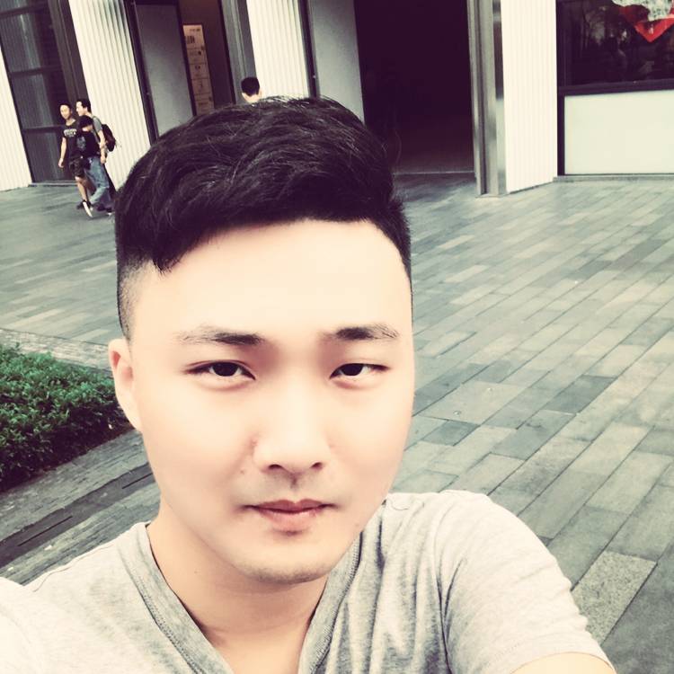 叶鸿澄的照片