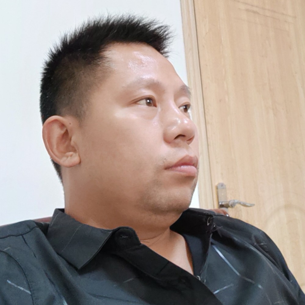 衬衫凝眸谦让的照片