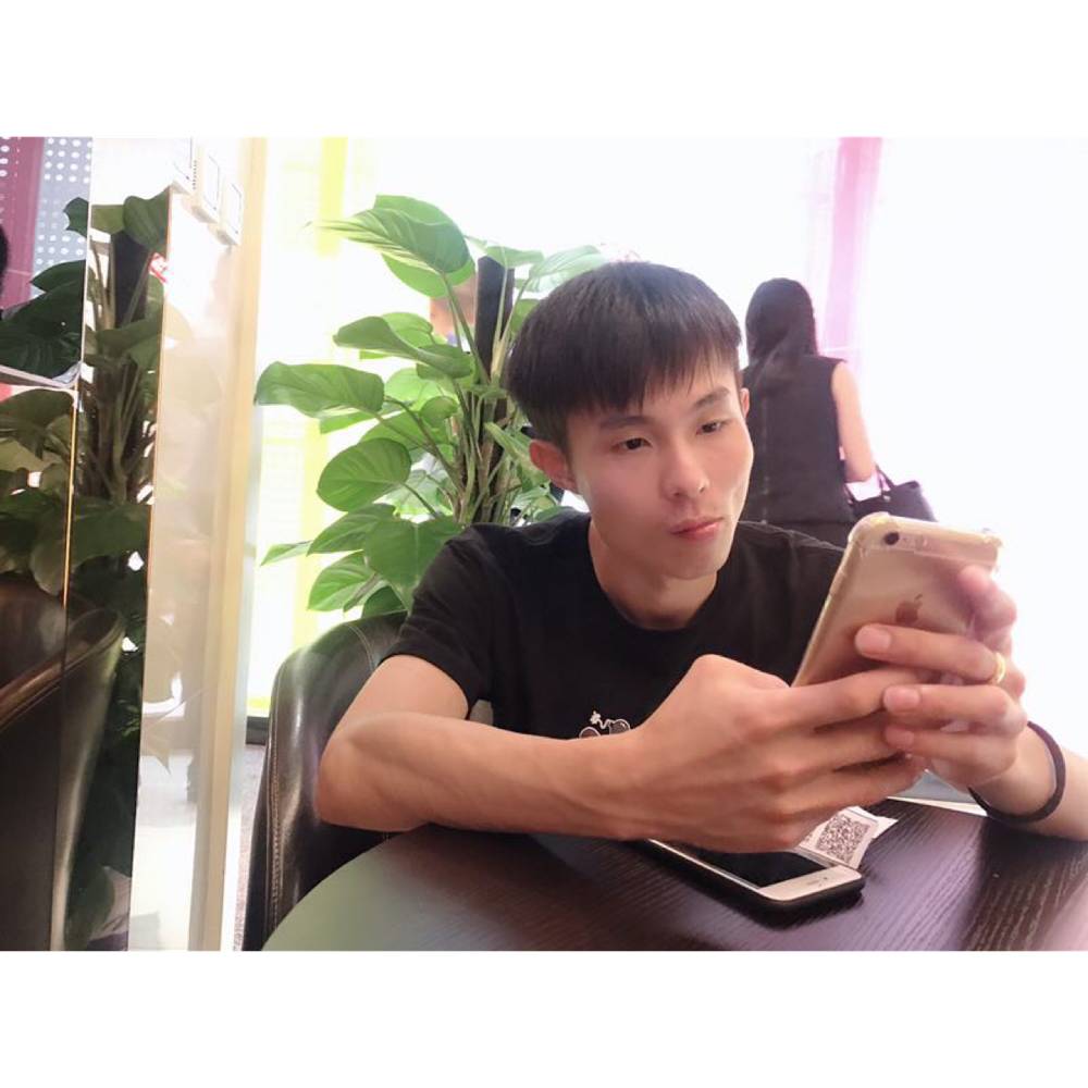 诚心等待小蘑菇的照片