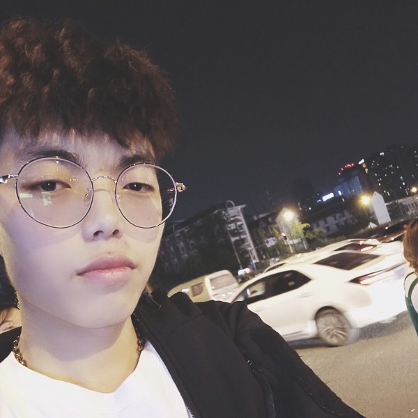 许少超帅的照片