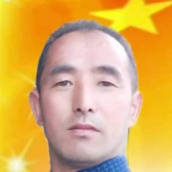 敞开胸怀，拥抱天的照片