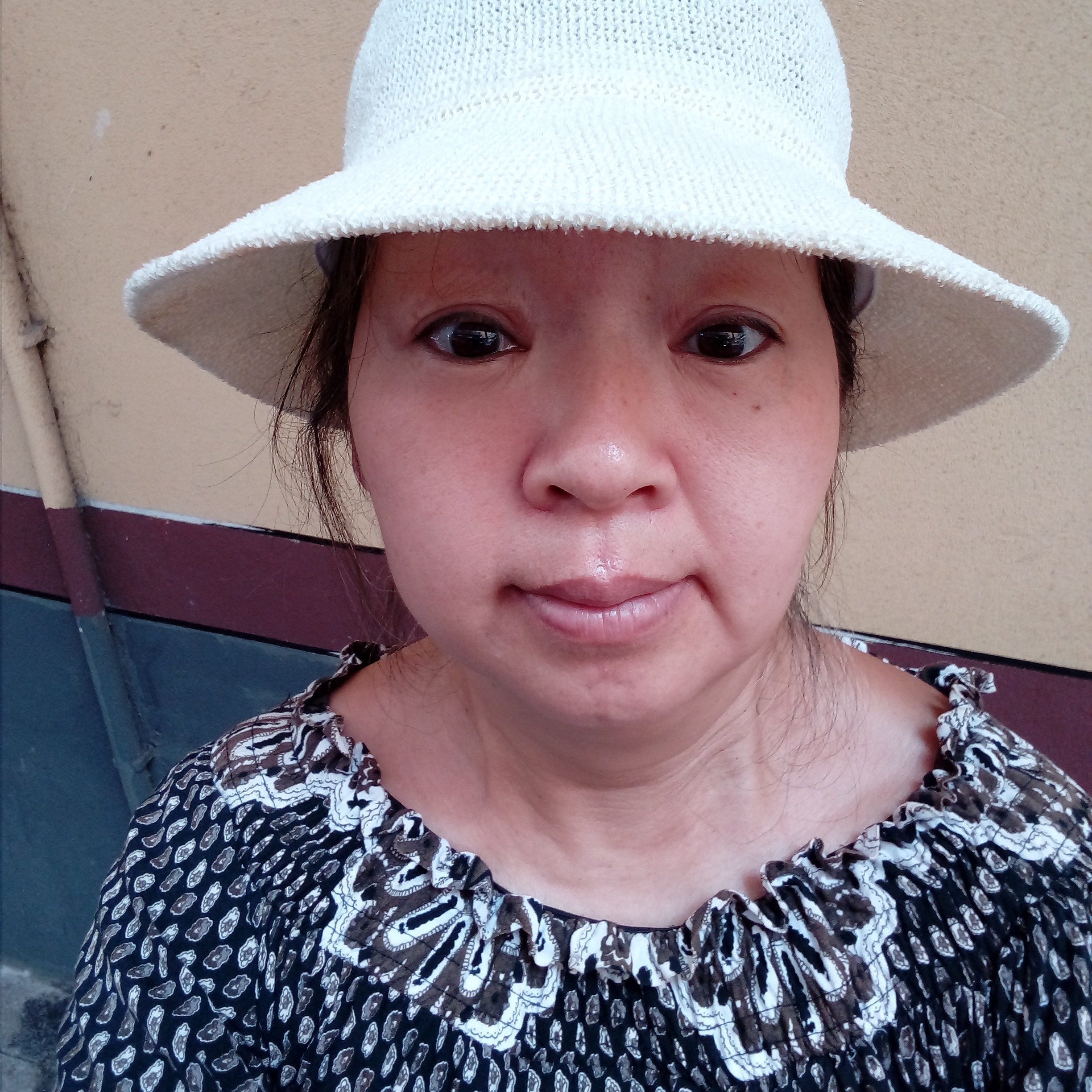 谨慎拿女王的照片