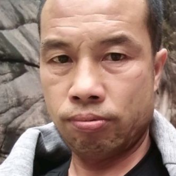 隐形爱恋冷月的照片