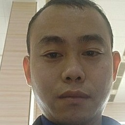 朋友耍酷的照片