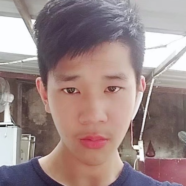 一诗雨的照片