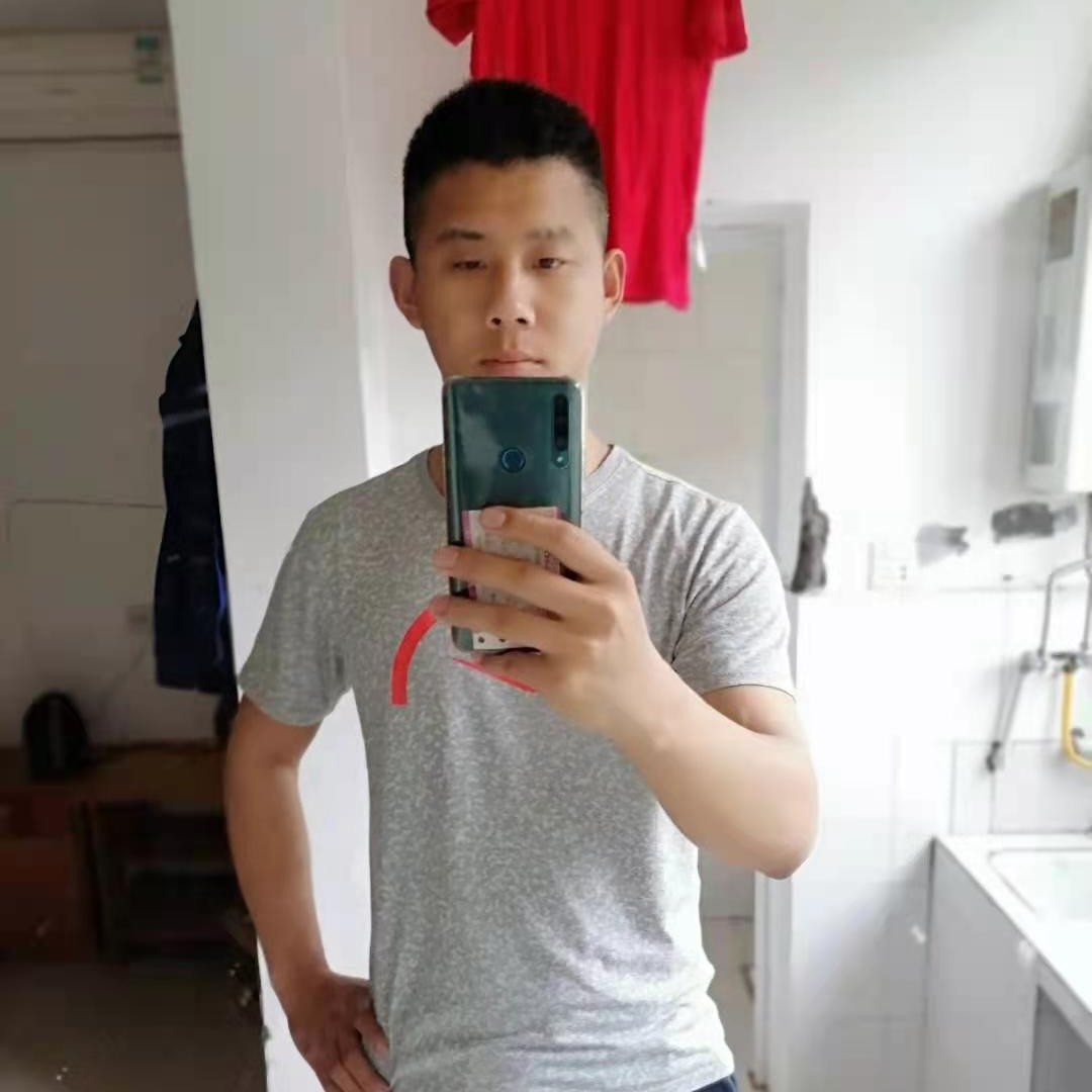 彪壮方樱桃的照片