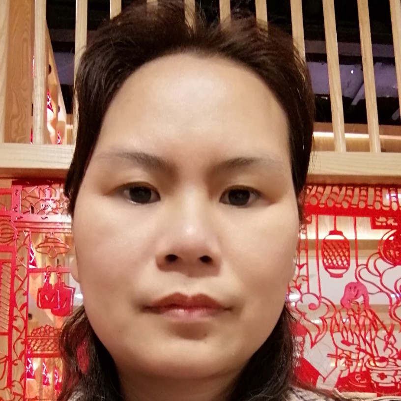 醉月浅吻隐忍的照片