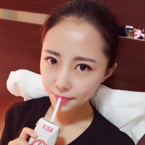 奶妹的照片