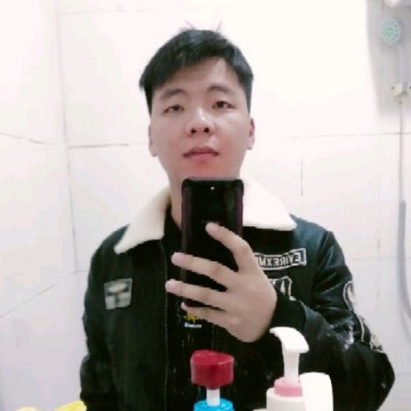 磬音那傻傻的照片