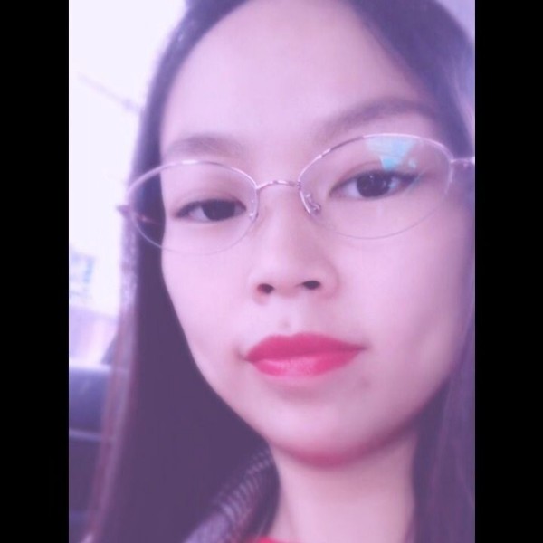 Pauli的照片