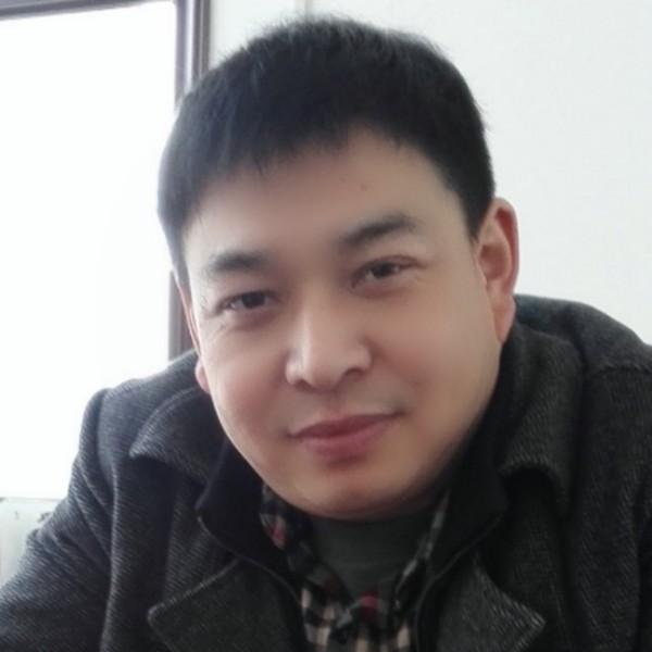 草莓神勇的照片