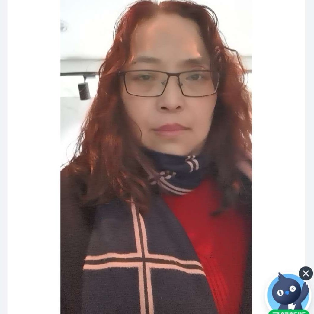 艾雯的照片