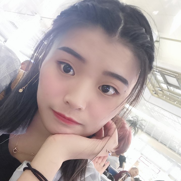 鱼梓潼的照片