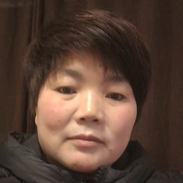 芳阿姨的照片