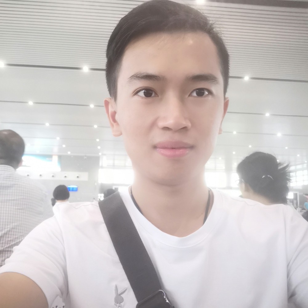 皇普元常的照片