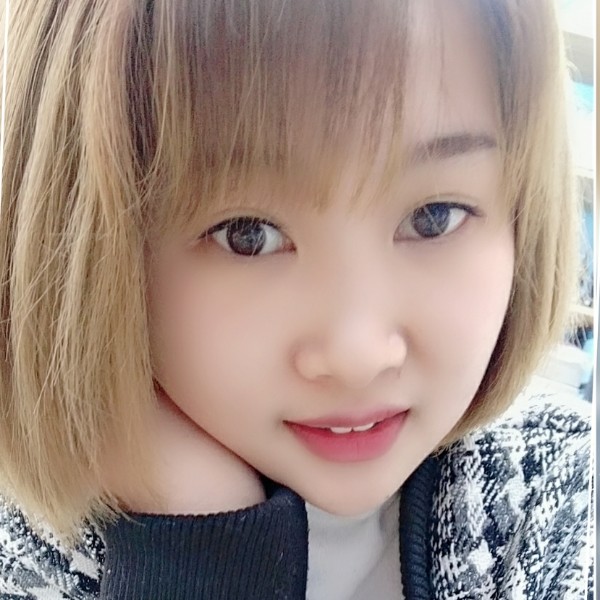 席倩倩的照片