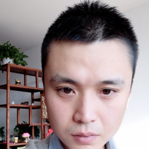 温柔回眸逐风的照片