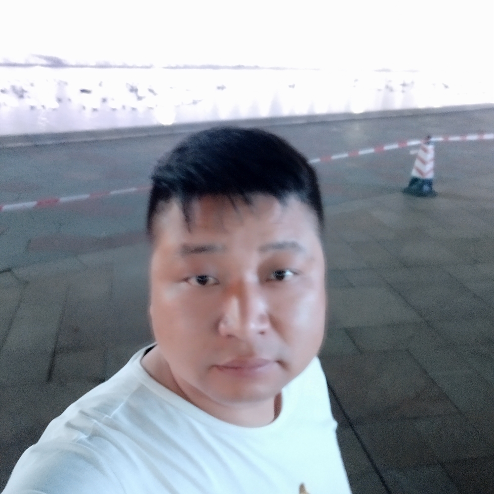 冷酷改变微笑的照片