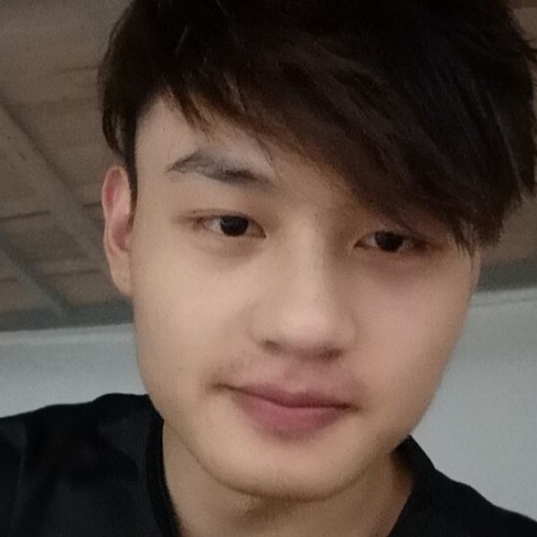 自寅的照片