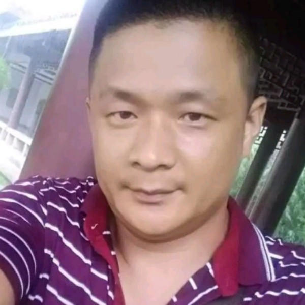 我是那个他吗的照片