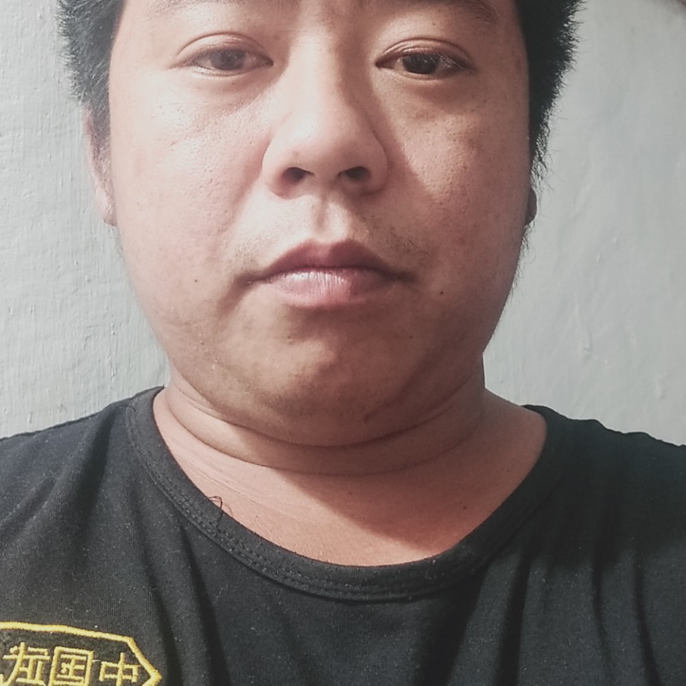 苗条泪了蜜蜂的照片