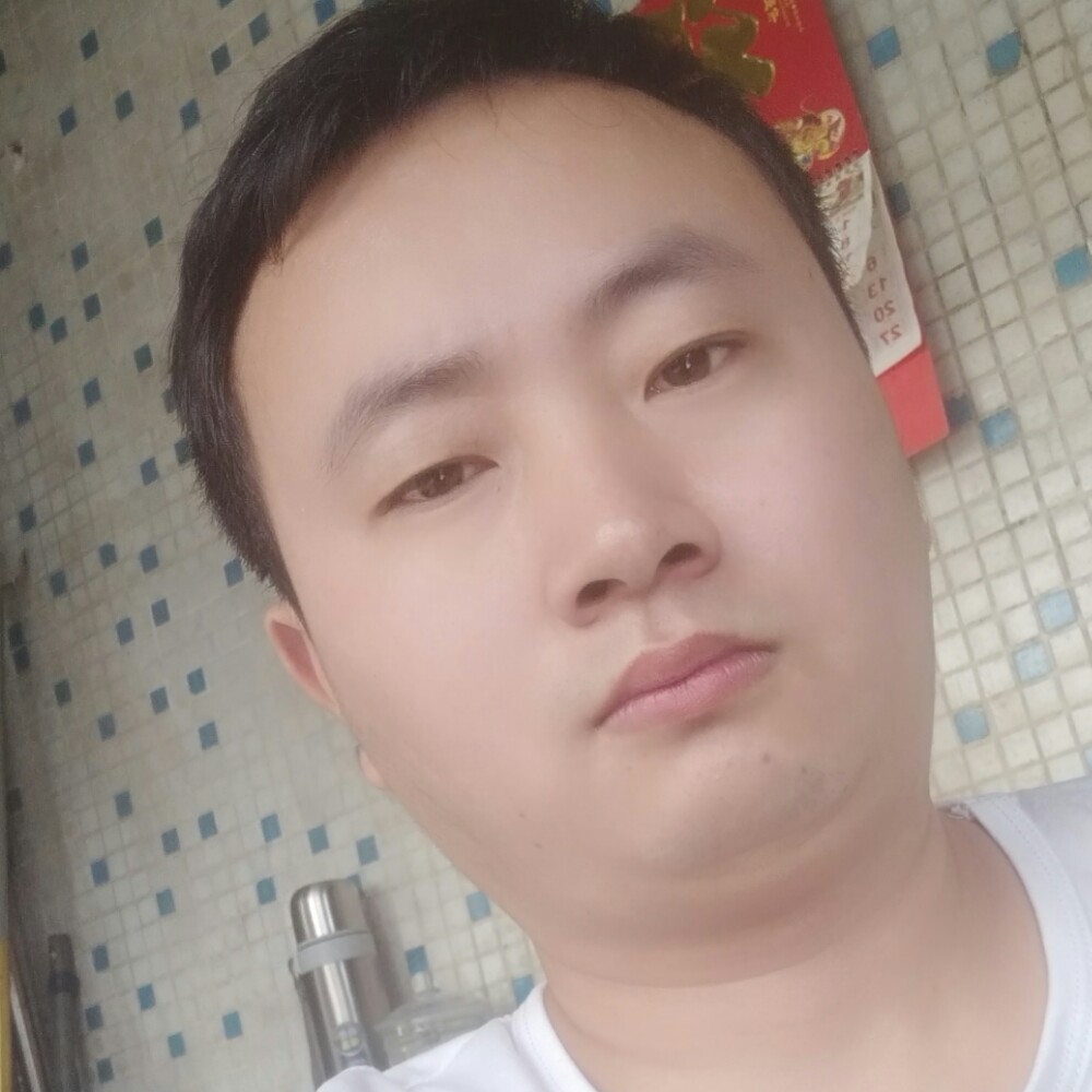 寒冷深拥春媱的照片