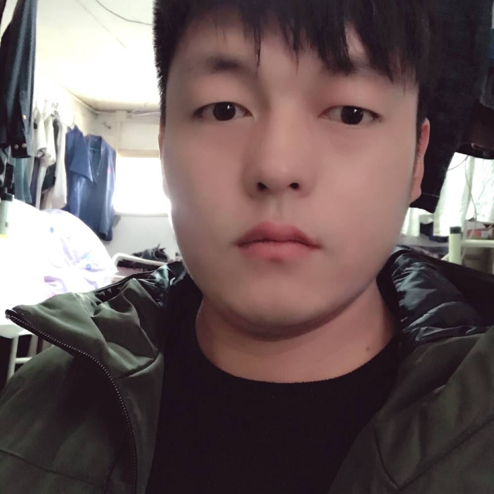 冰淇淋邂逅高贵的照片
