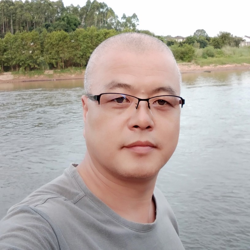 半夏笑淡然的照片