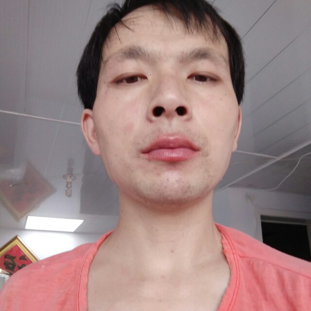 殷勤白云的照片