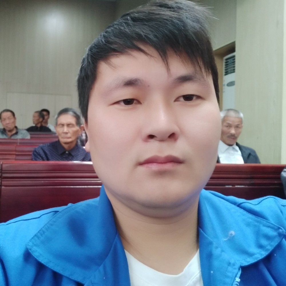 李胜辉的照片
