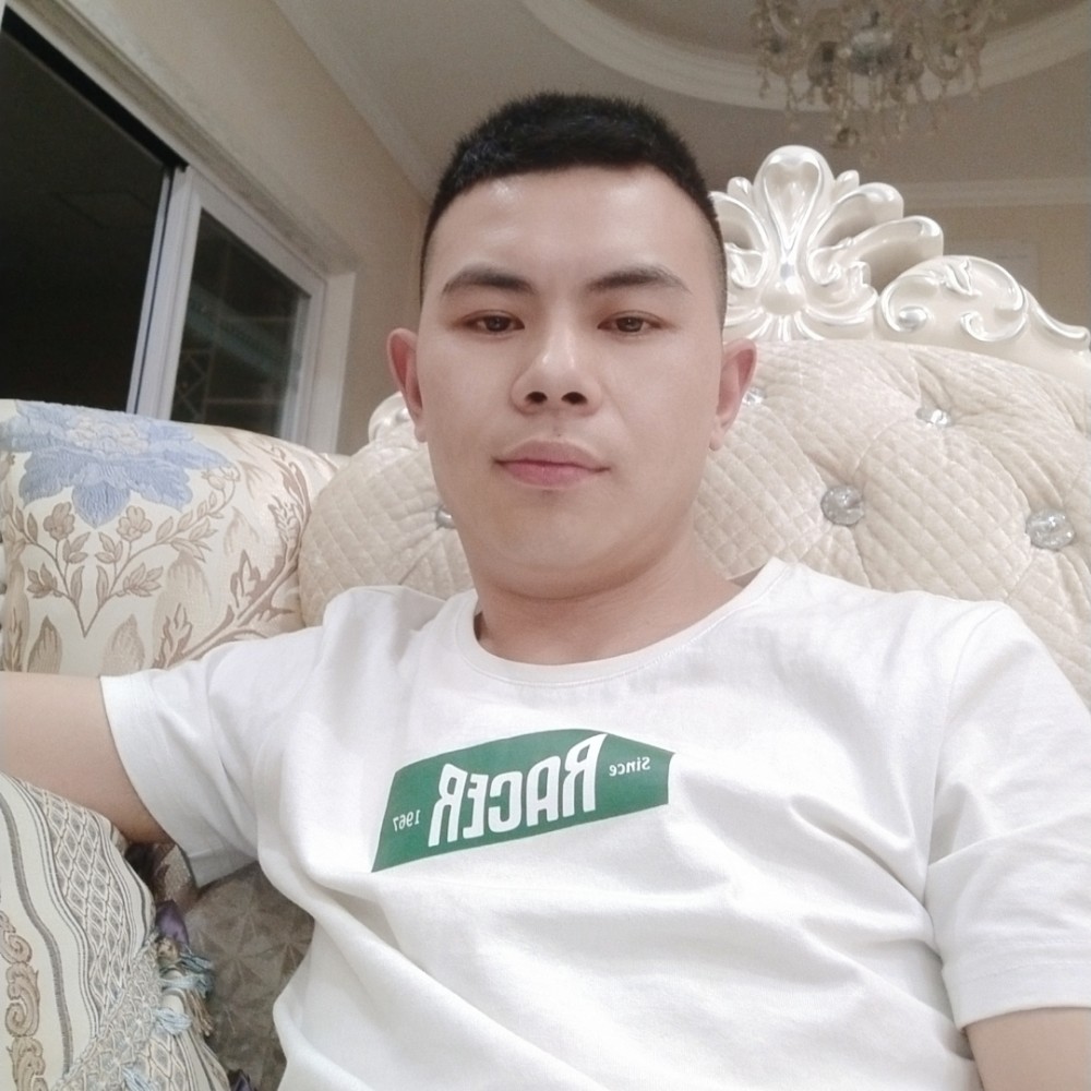 单身倾心星月的照片
