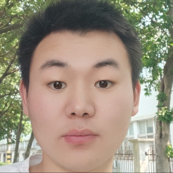 坚强用红牛的照片