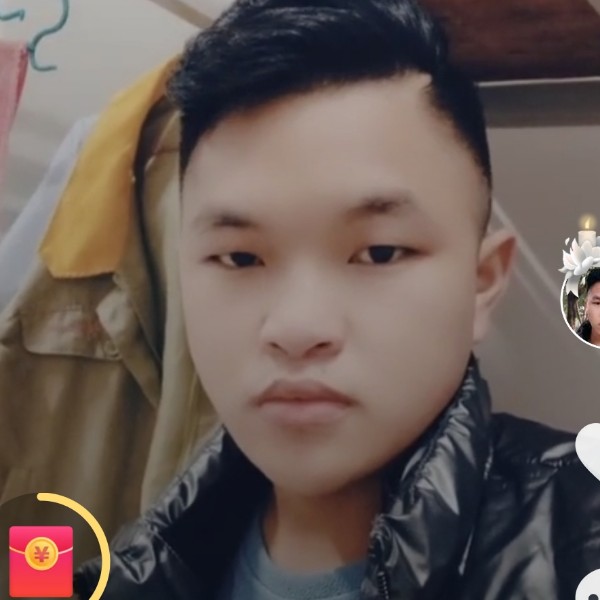 罗士洲的照片
