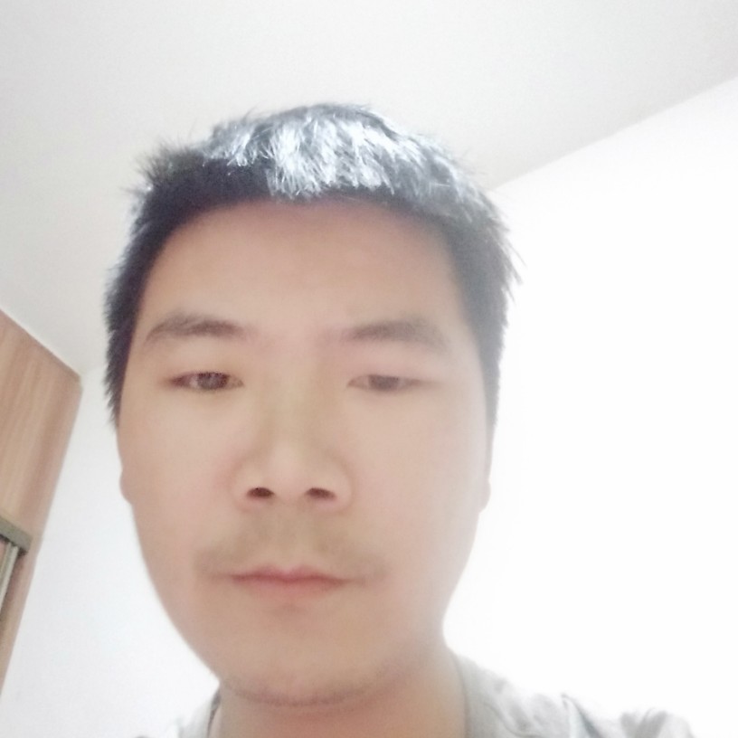 小，江的照片