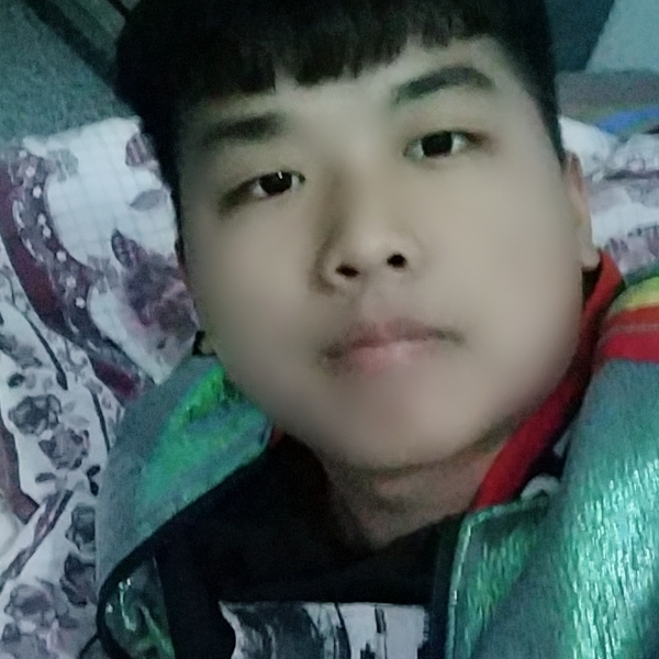 坟场蹦迪：的照片