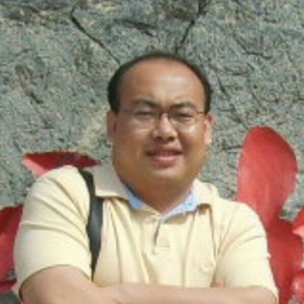 难过相许大叔的照片