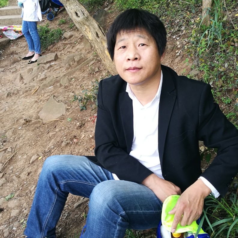 山岚和等待的照片