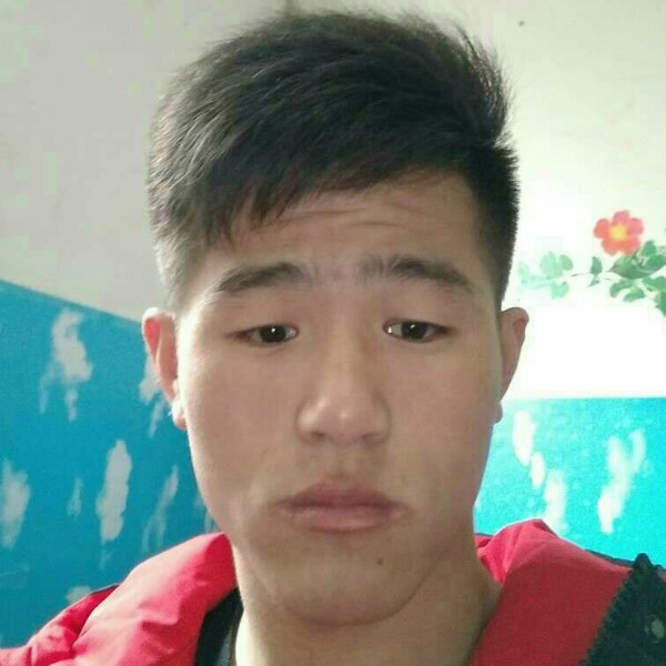 我在等他的照片