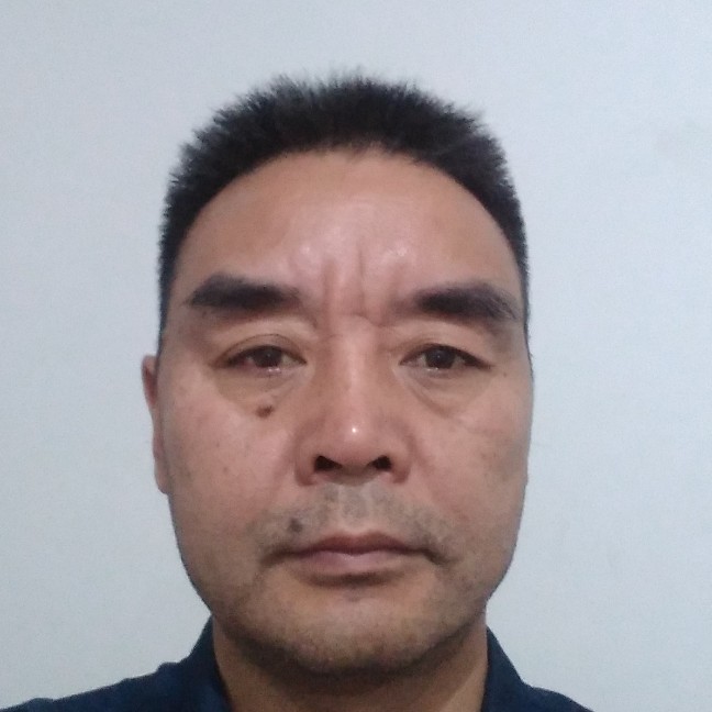 小叶汉的照片