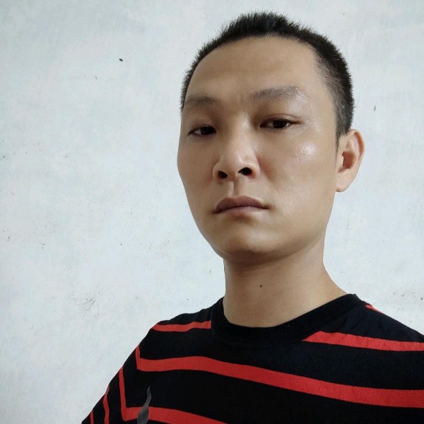 咖啡凝眸淡淡的照片