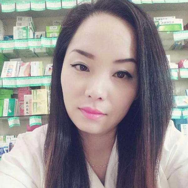 爱撒娇倾心眼睛的照片