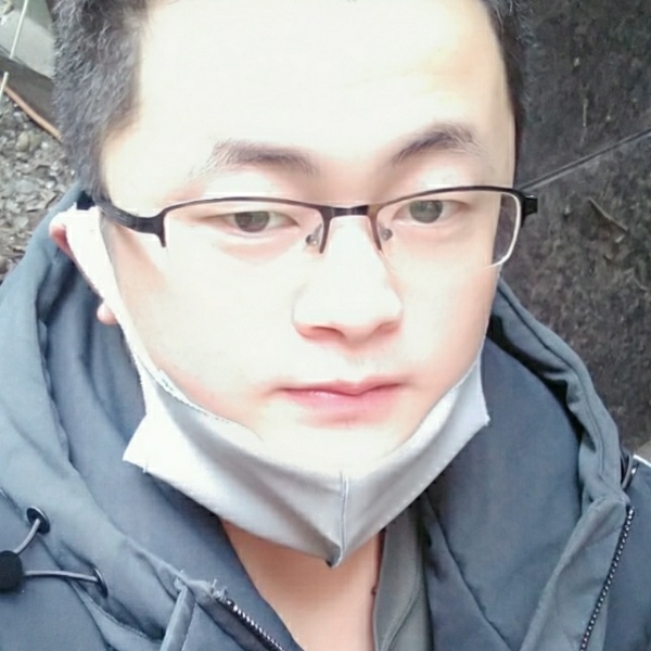 他不想认识你的照片