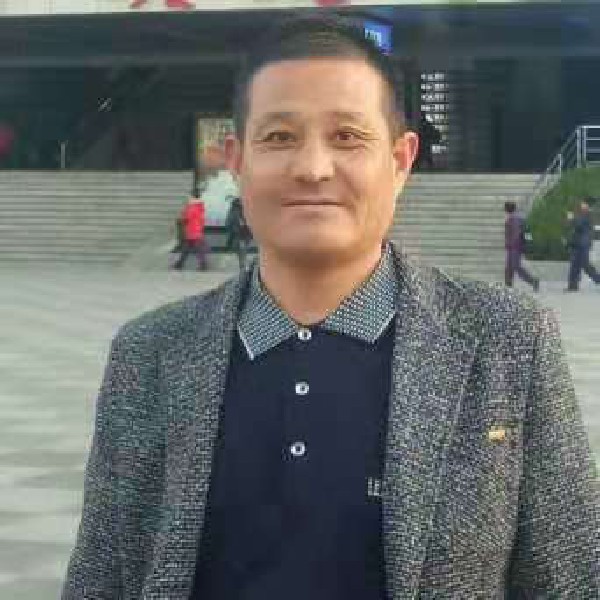 光武大峦的照片