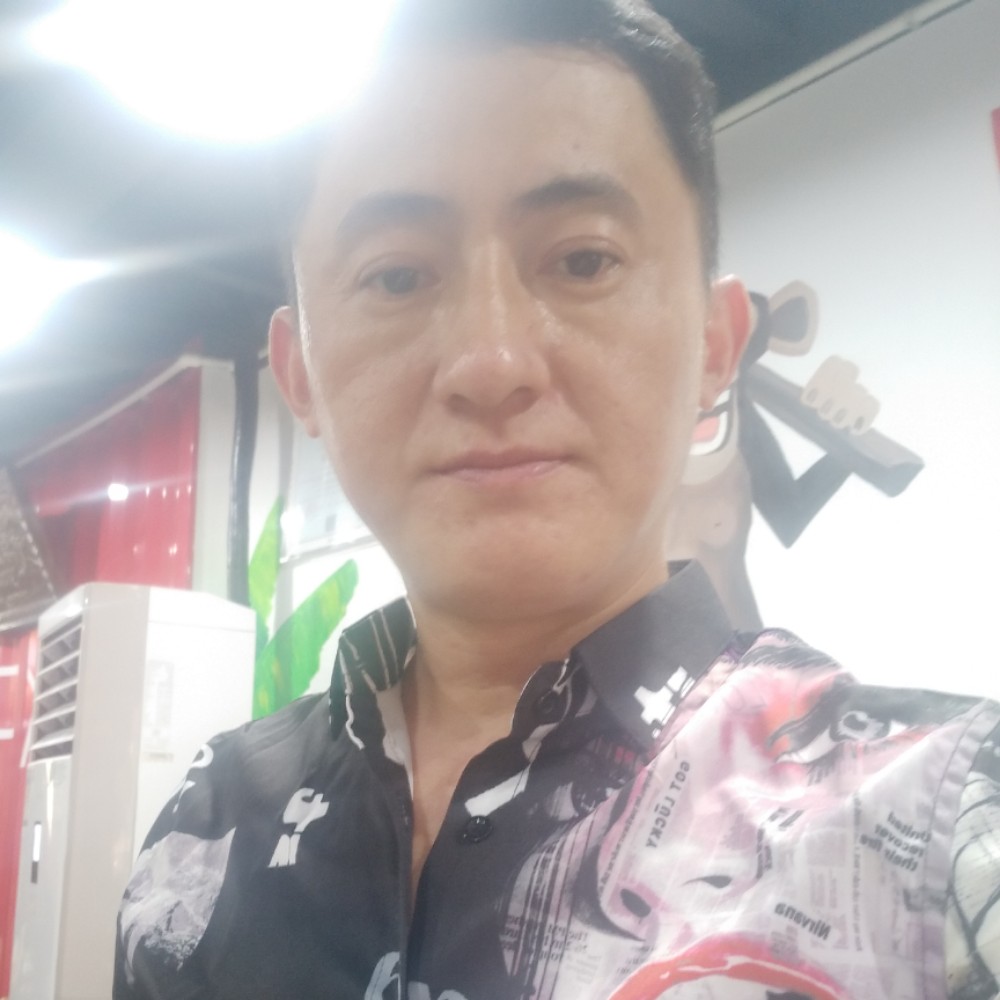 冷眸拾忆体贴的照片