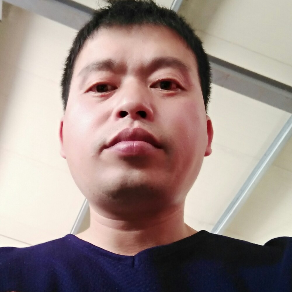 雷太尾的照片
